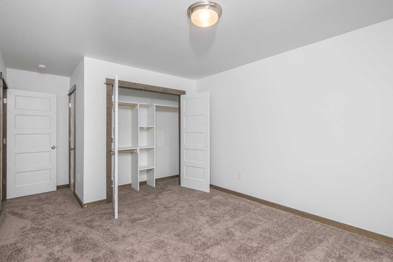 1911 Golden West Drive - Photo 3 of 26