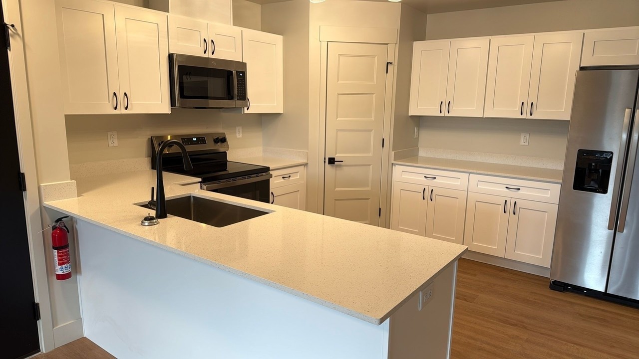 426 Cobalt Dr #305 - Photo 2 of 19