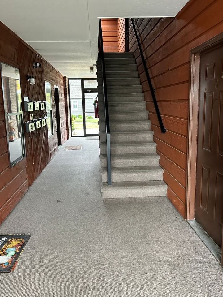 1518 Pearl Ave - Photo 2 of 17
