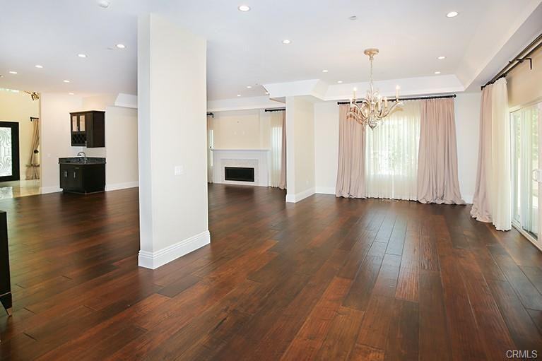 5016 Lindley Ave - Photo 3 of 8