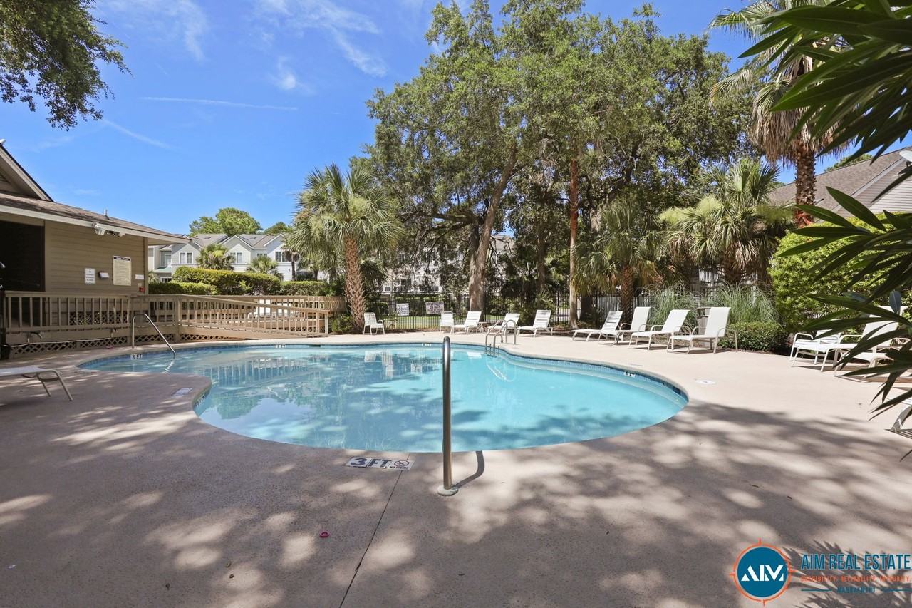50 Yacht Cove Dr - Photo 3 of 37