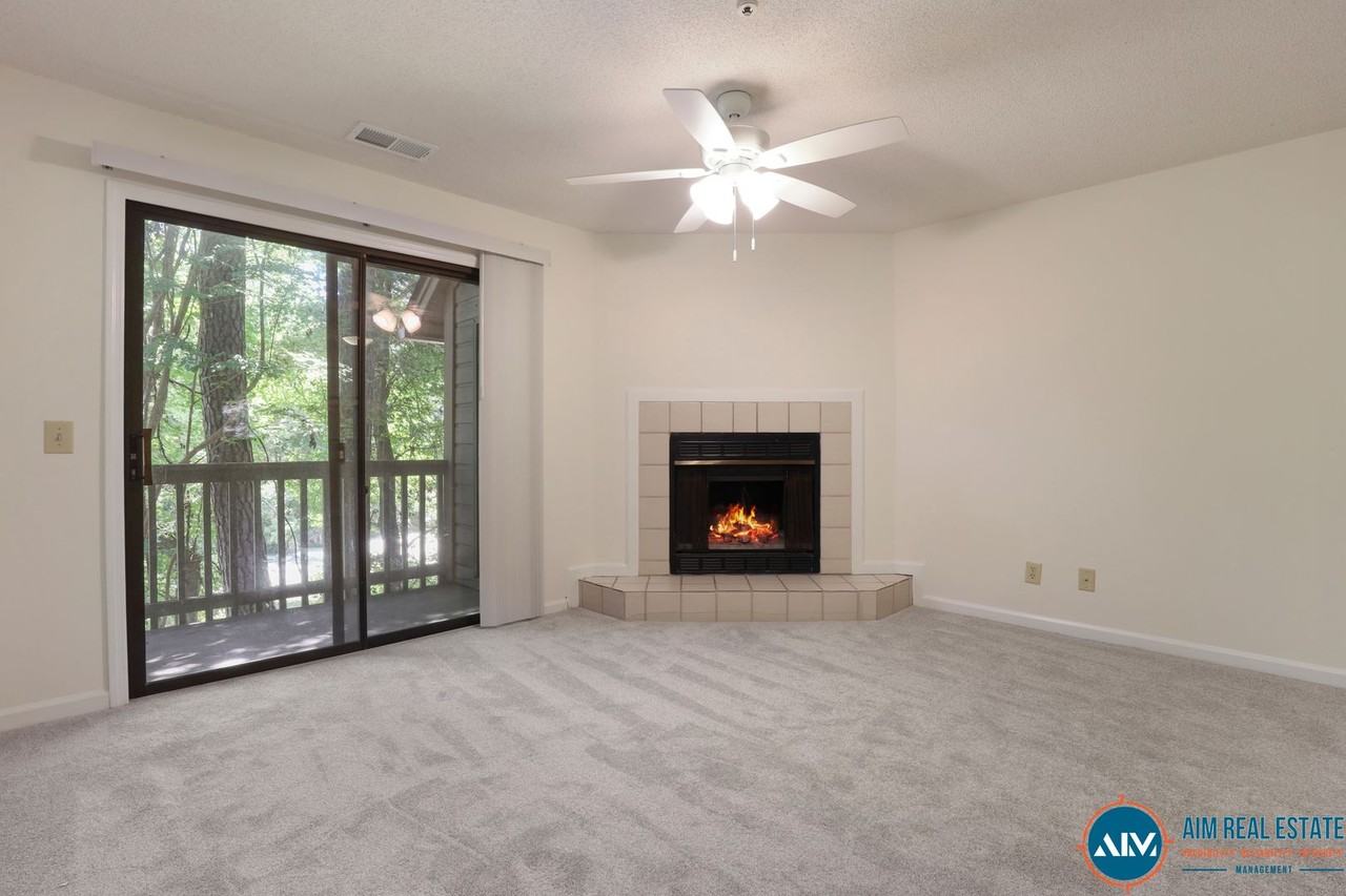 50 Yacht Cove Dr - Photo 4 of 37