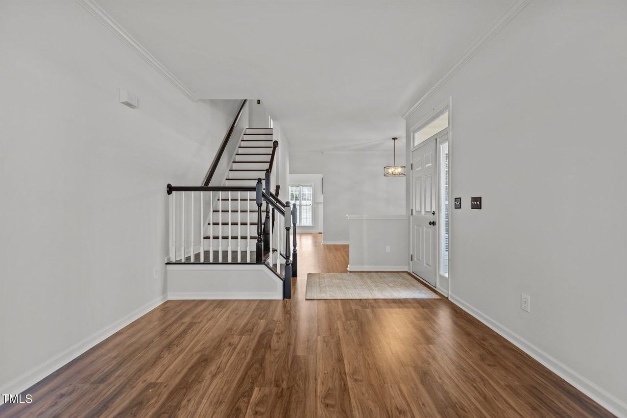 3509 Archdale Dr - Photo 3 of 45