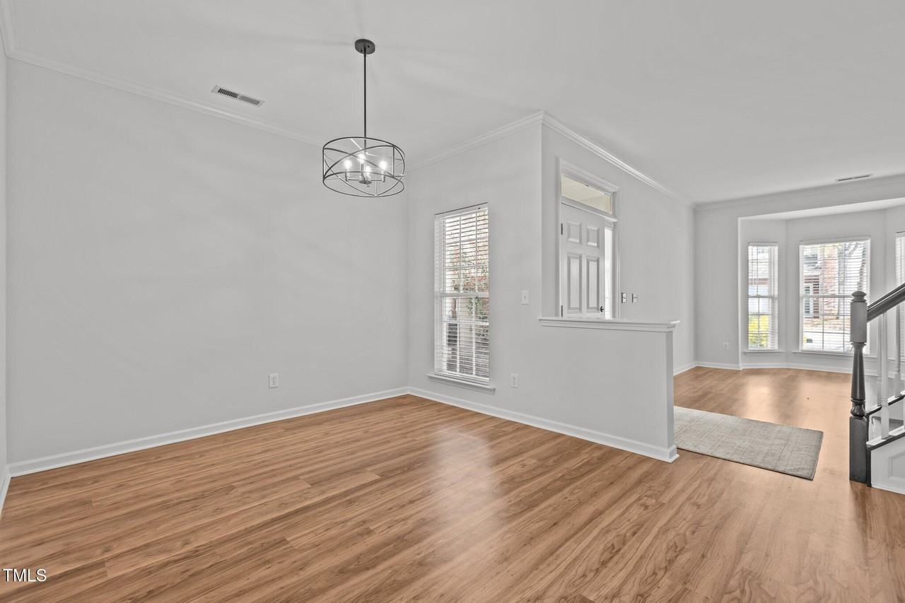 3509 Archdale Dr - Photo 4 of 45