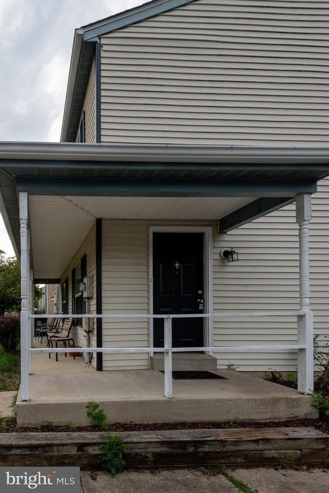 119 Kalmia Ct - Photo 2 of 20