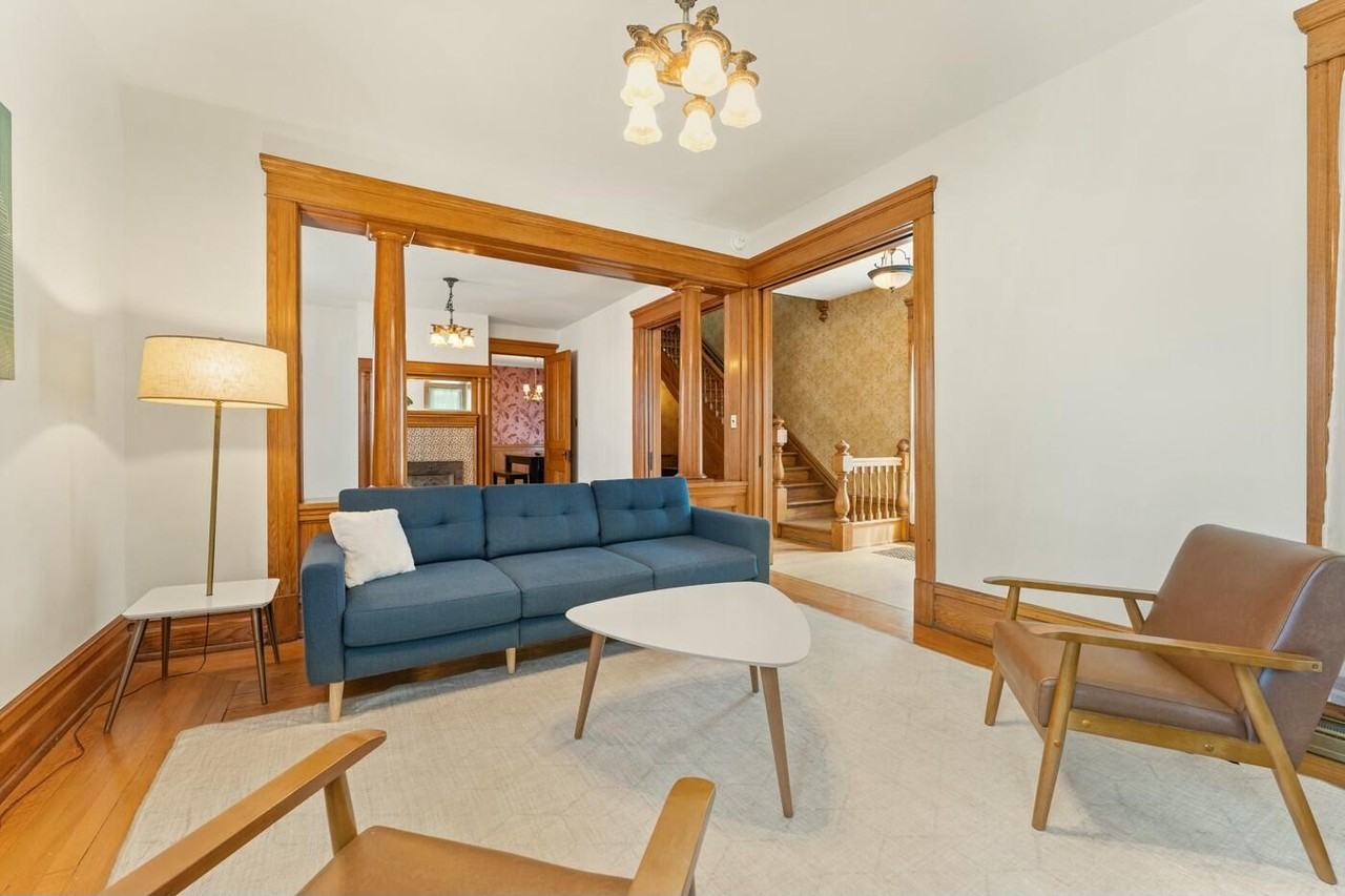 438 Woodward Ave - Photo 3 of 34