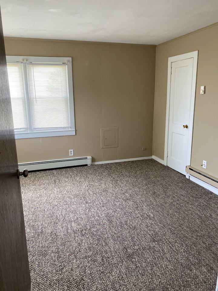 95 Grandview Dr - Photo 2 of 11