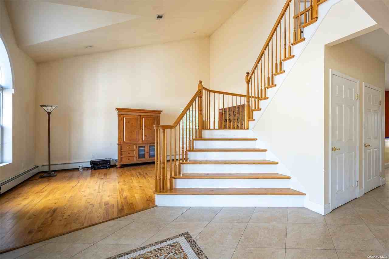 1240 Stony Brook Rd - Photo 2 of 26