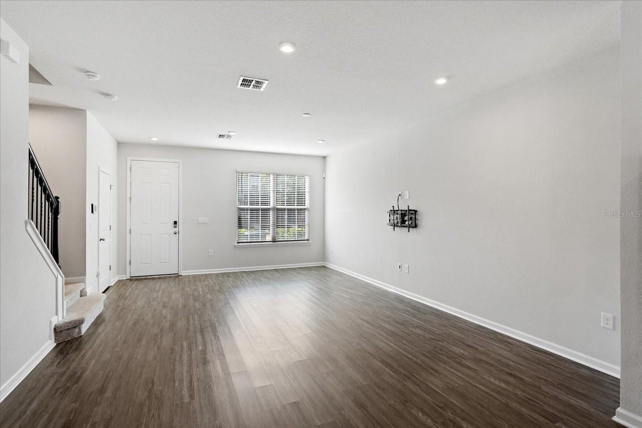 6165 Juneberry Way - Photo 6 of 24