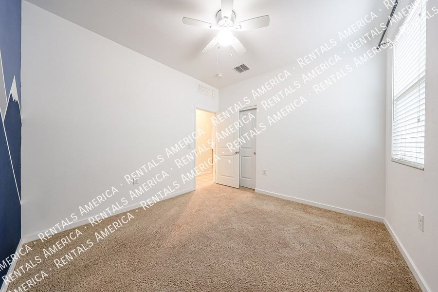 14151 W Georgia Dr - Photo 4 of 29