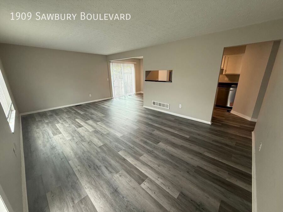 1909 Sawbury Blvd - Photo 2 of 27