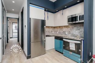 923 Broadway #4C - Photo 1 of 1