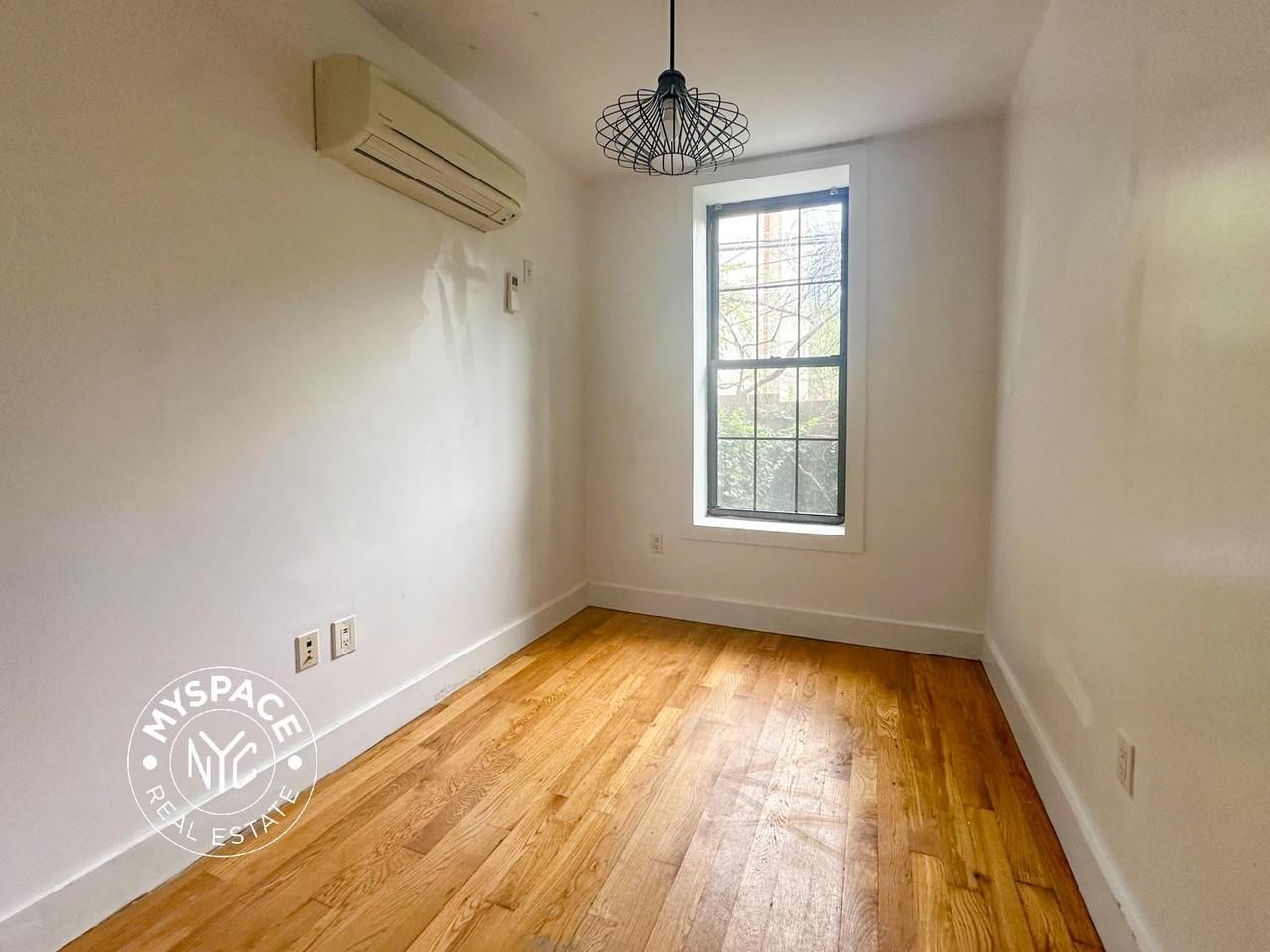336 Chauncey St #1D - Photo 5 of 10