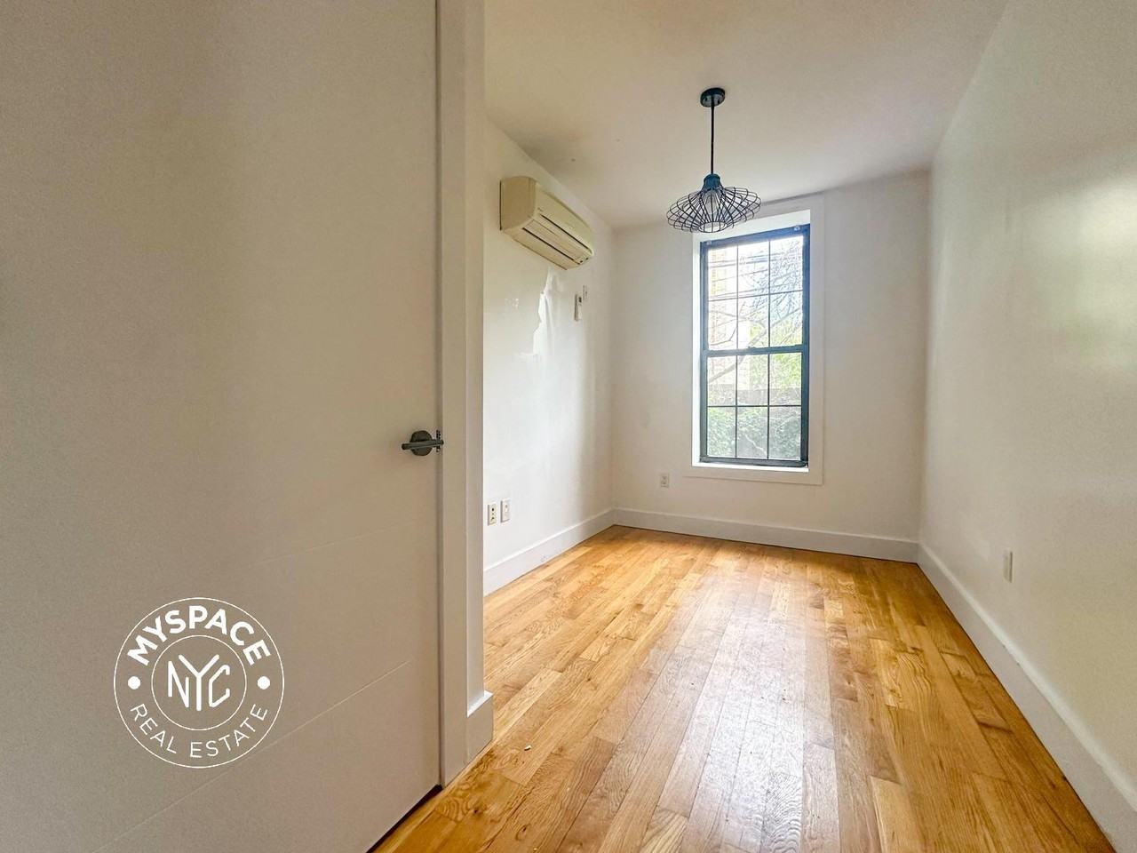 336 Chauncey St #1D - Photo 6 of 10