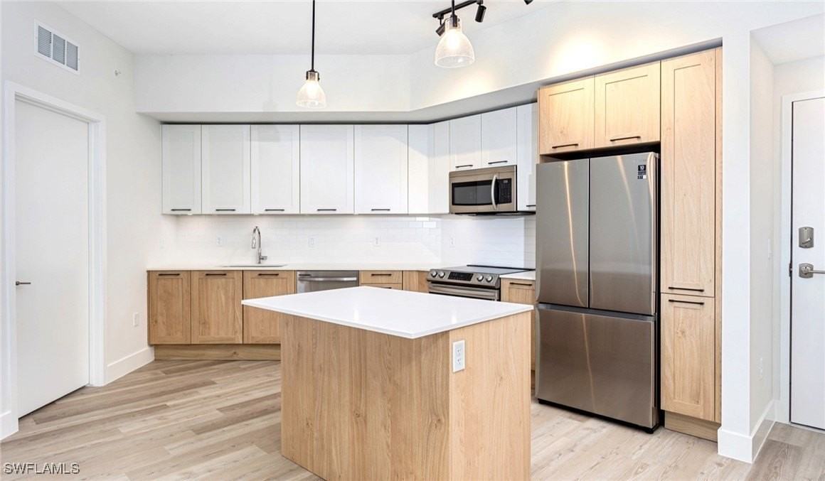 22980 Vista Edera Cir Unit 2-418 #2-418 - Photo 3 of 39