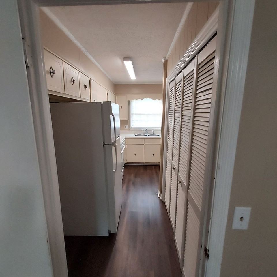 707 Loop Road - Photo 5 of 23