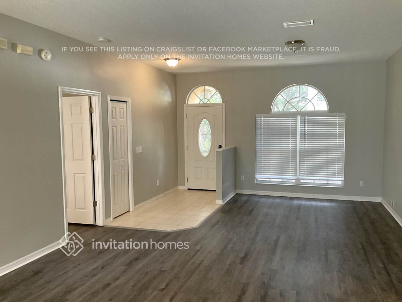 9315 Poplar Creek Ct - Photo 2 of 14