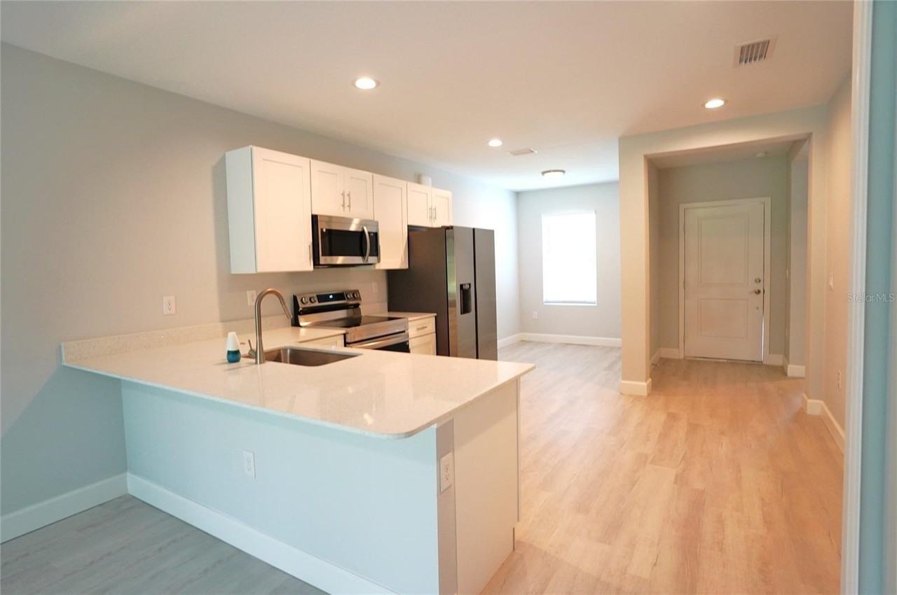 17070 Byron Ave #17072 - Photo 7 of 46