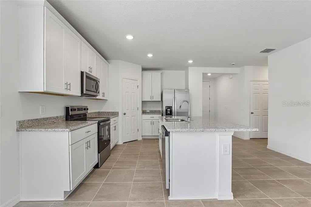 3872 Giorgio Dr - Photo 6 of 16