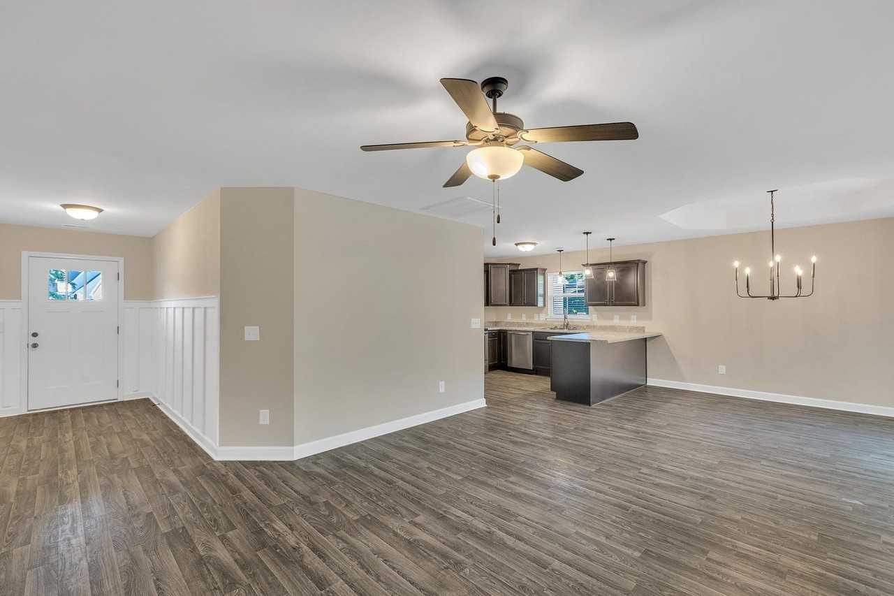 630 Osprey Landing Dr - Photo 4 of 20
