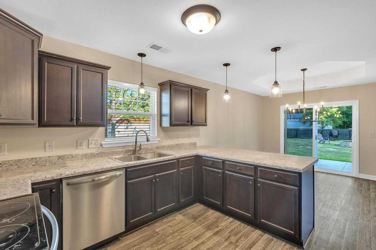 630 Osprey Landing Dr - Photo 7 of 20