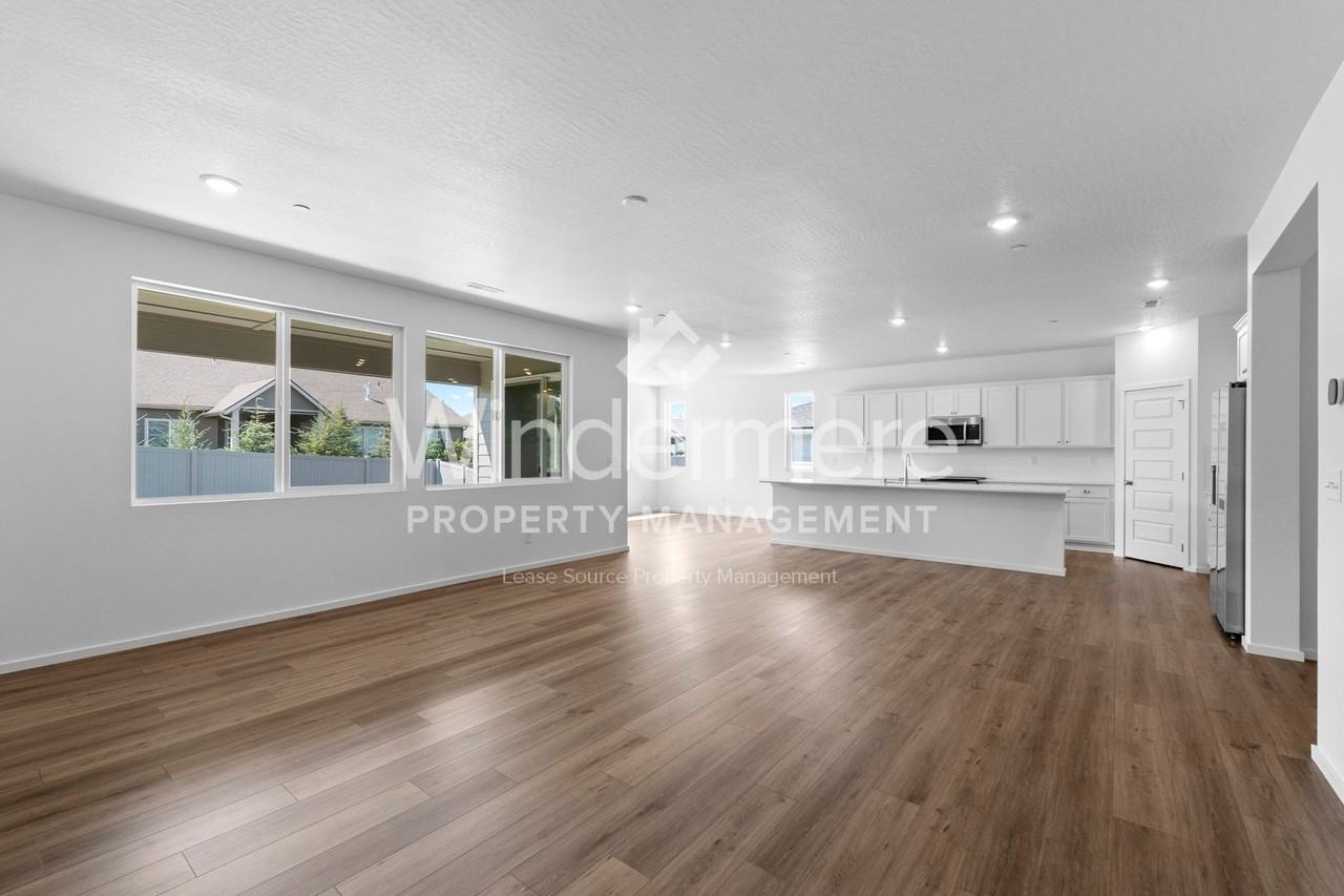 7164 S Boulder Ridge Dr - Photo 2 of 34