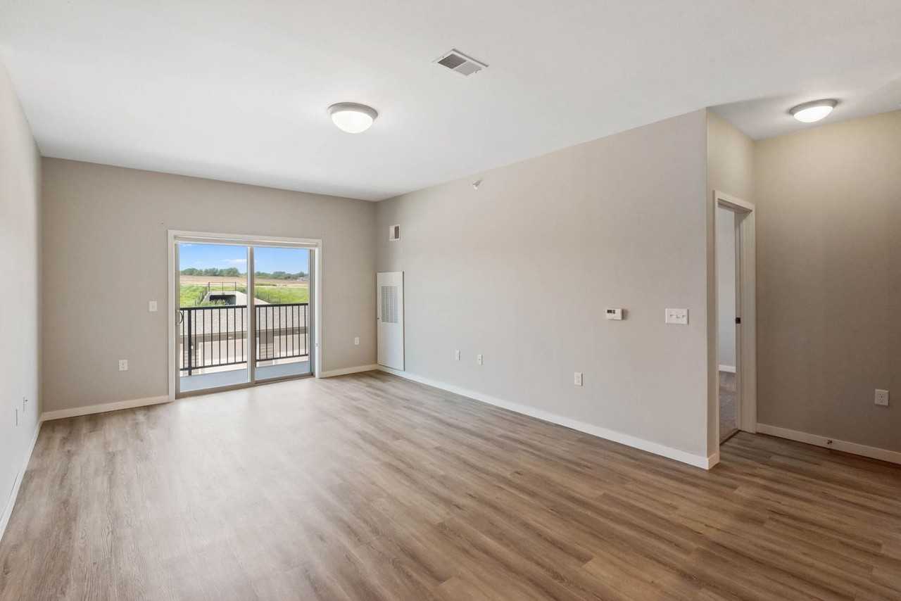 Silverthorne Flats - Photo 7 of 50