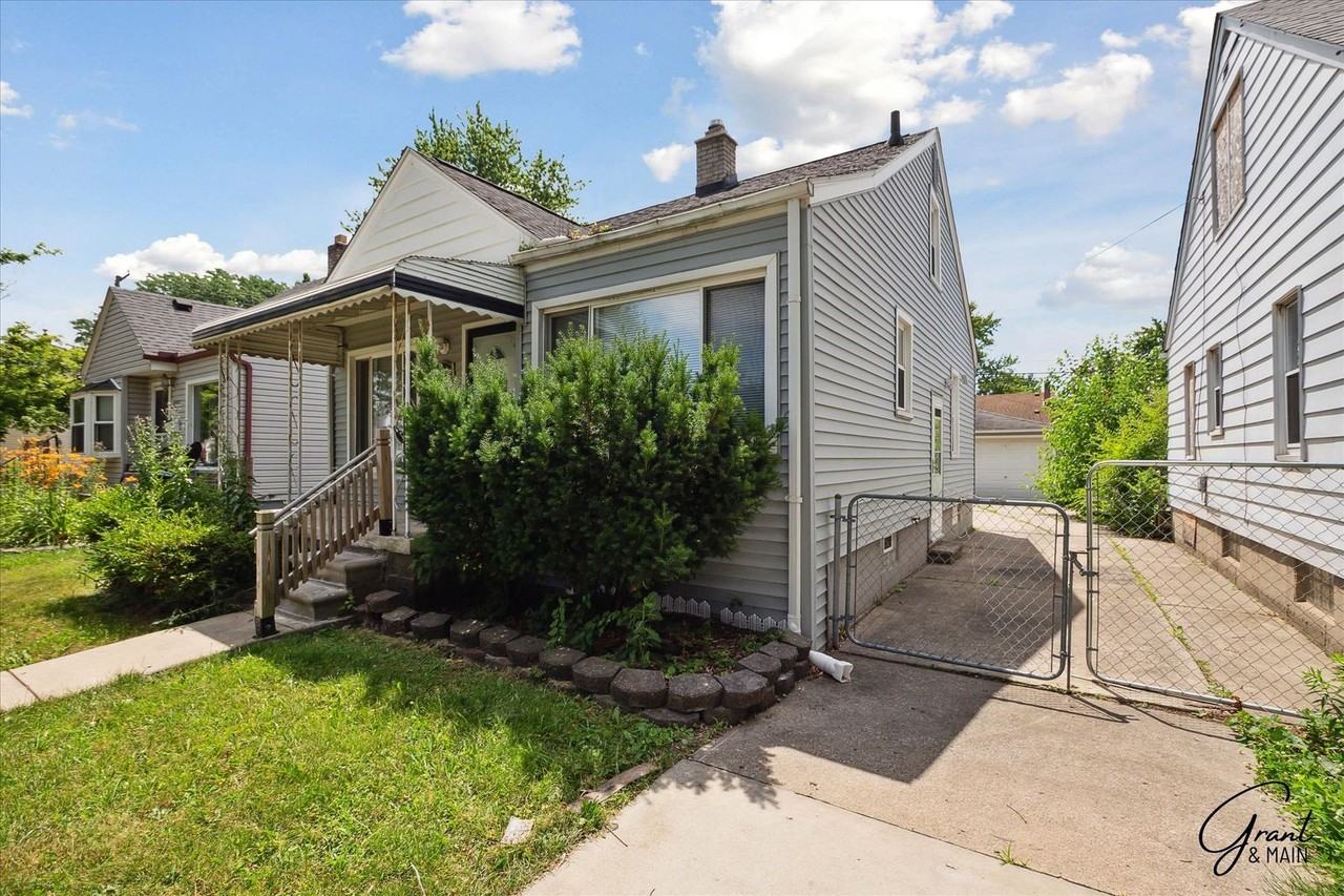 1809 Rose Ave - Photo 2 of 23