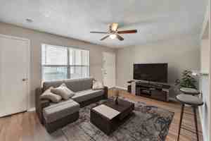 featured image of 10401 Brockington Rd
