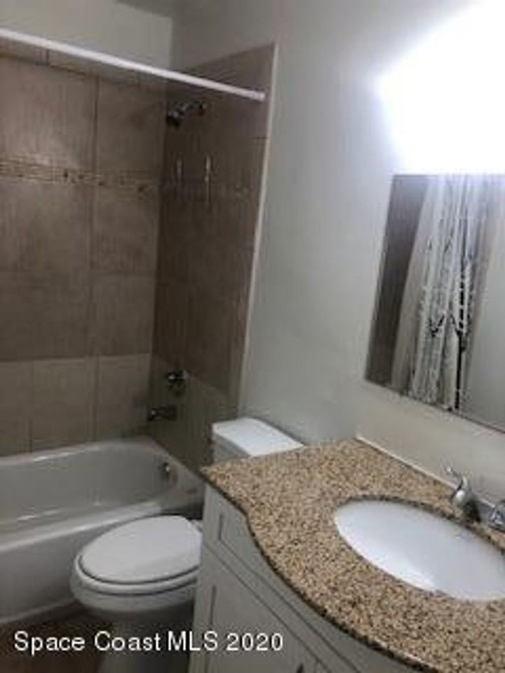210C Pierce Ave - Photo 6 of 9