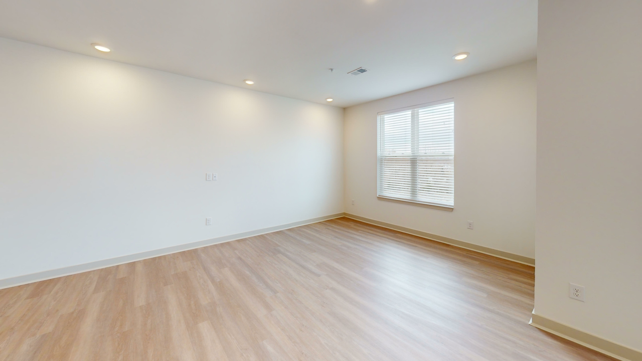 Veridian - Photo 4 of 50