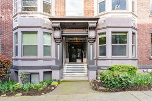 Qualman - Photo 1 of 1