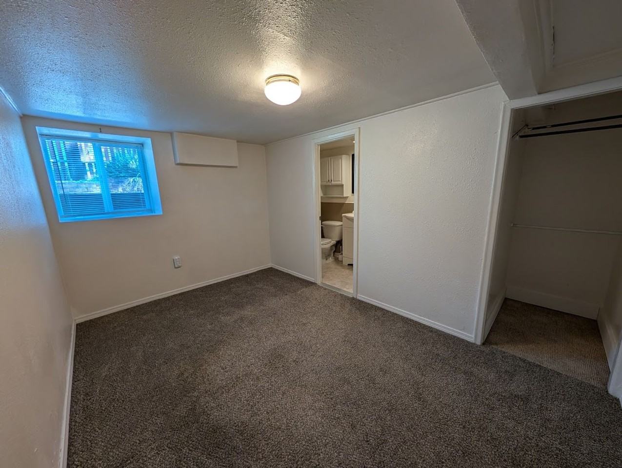 928 3rd St - Photo 6 of 15