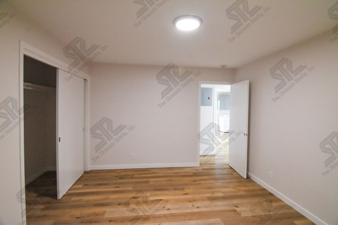 2222 Seaview Ave - Photo 6 of 24