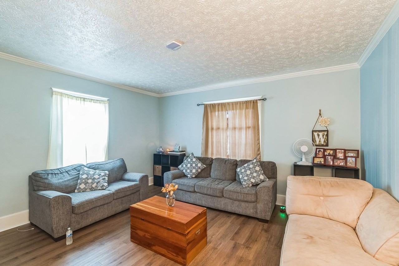 151 Elm St - Photo 3 of 32