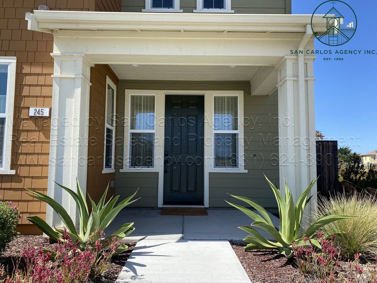 245 9th St - Photo 2 of 29