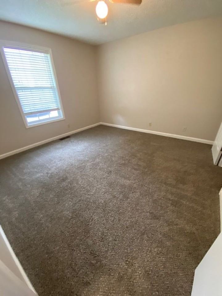 200 Hugh Hunter Road - Photo 7 of 16