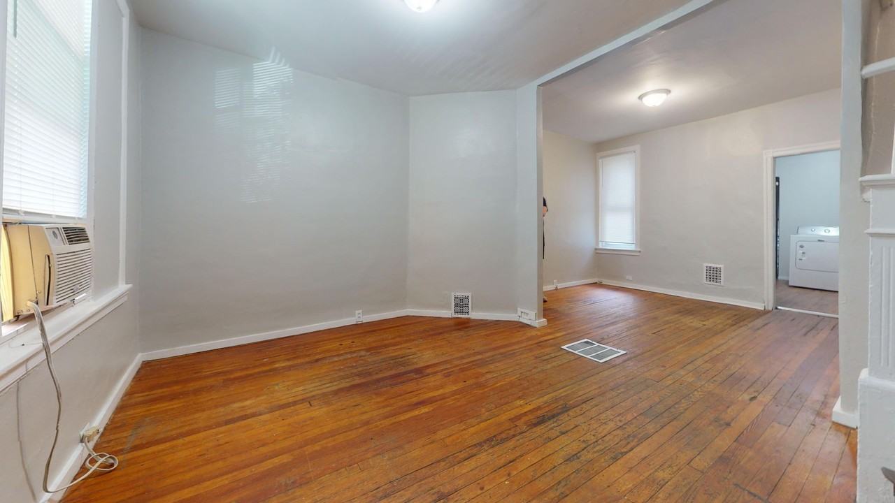 235 East Phil Ellena Street - Photo 6 of 15