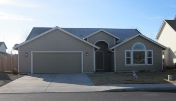 featured image of 2050 Nw Poplar Pl