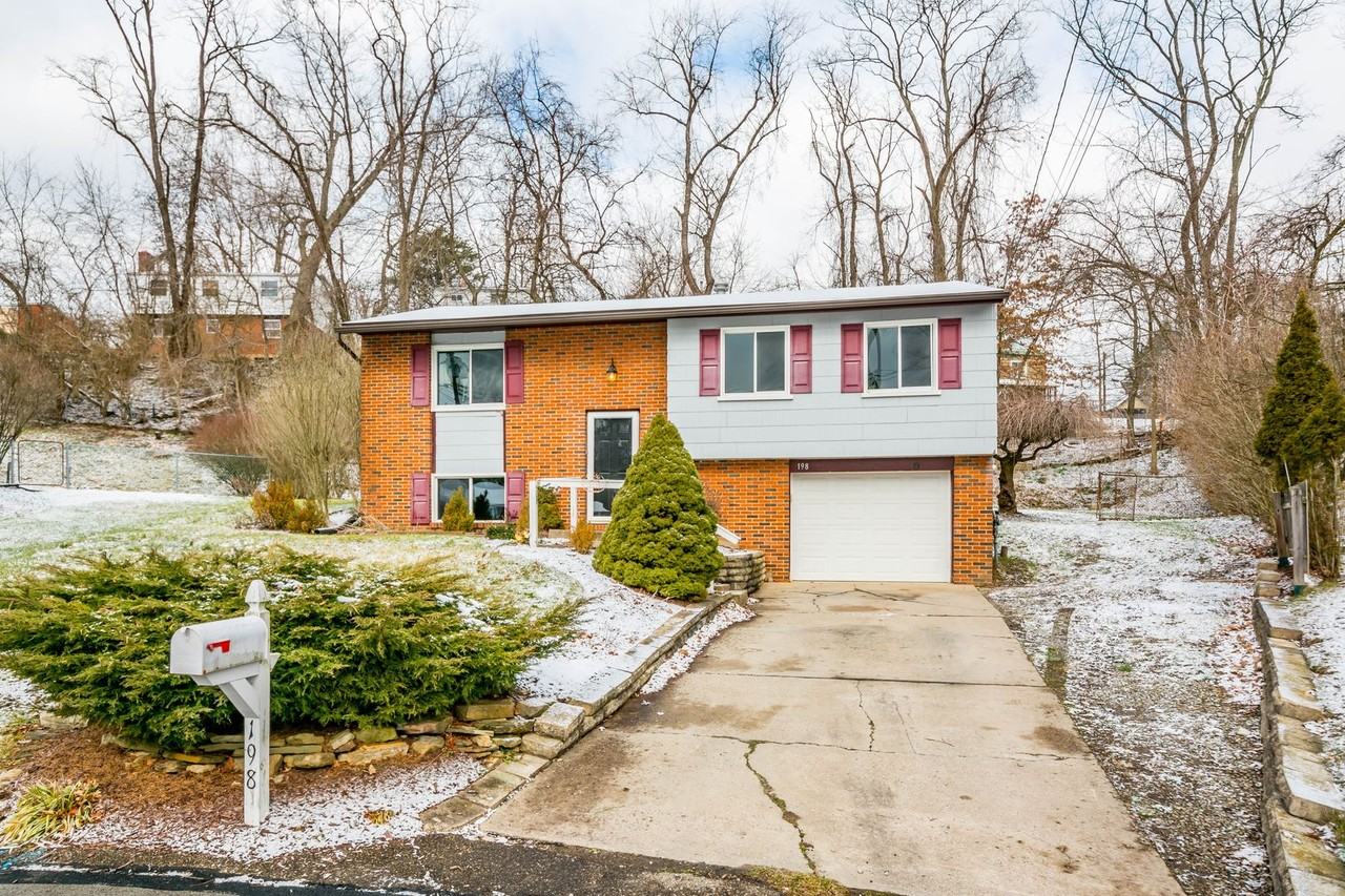 198 Colonial Village Dr - Photo 2 of 31