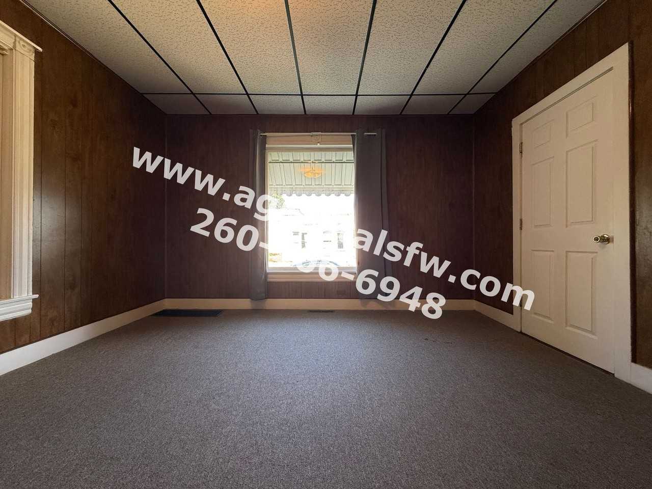 509 S Cedar St - Photo 3 of 12