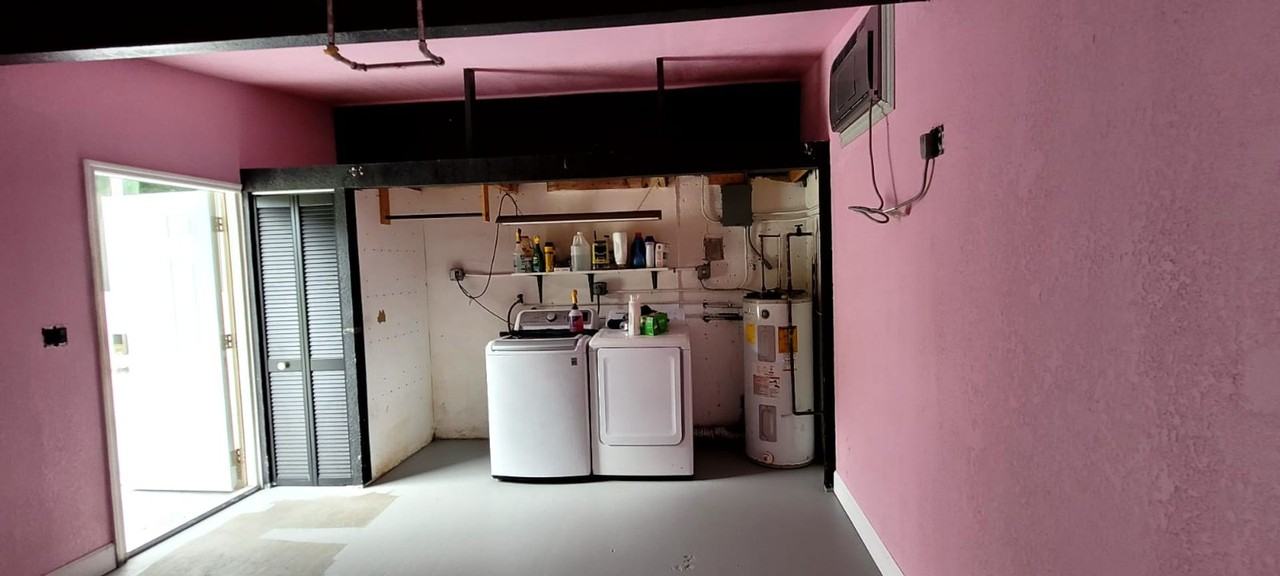 4330 Sw 10th St - Photo 3 of 23