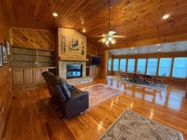 featured image of 3850 Ravens Den Way