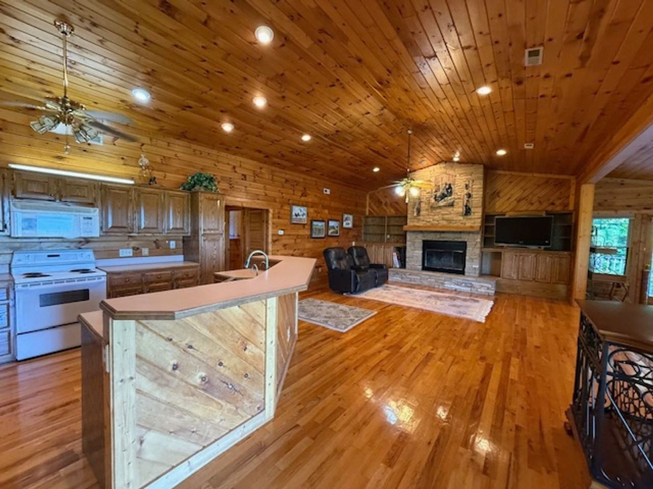 3850 Ravens Den Way - Photo 7 of 29