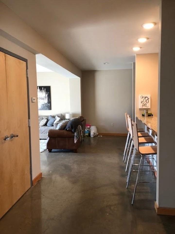 219 E 7th - Photo 6 of 11