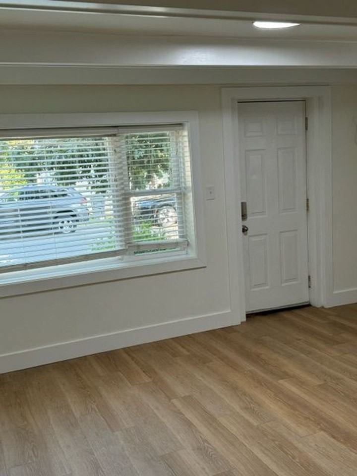 323 S. Grant St. - Photo 6 of 16