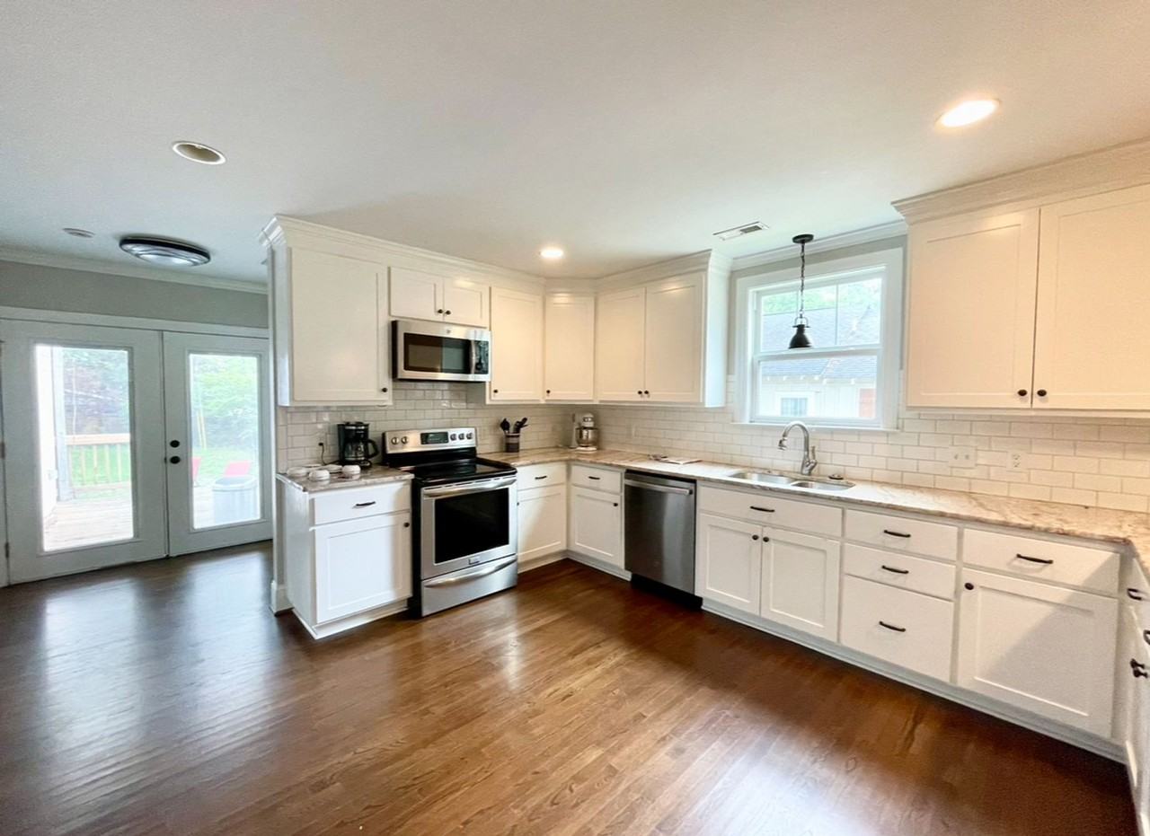 3028 Hope Ave - Photo 5 of 17