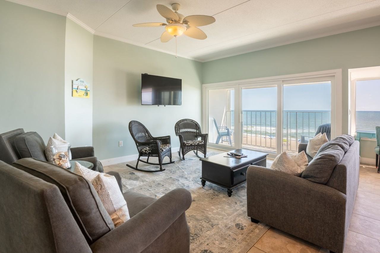 222 Carolina Beach Avenue North - Photo 5 of 21