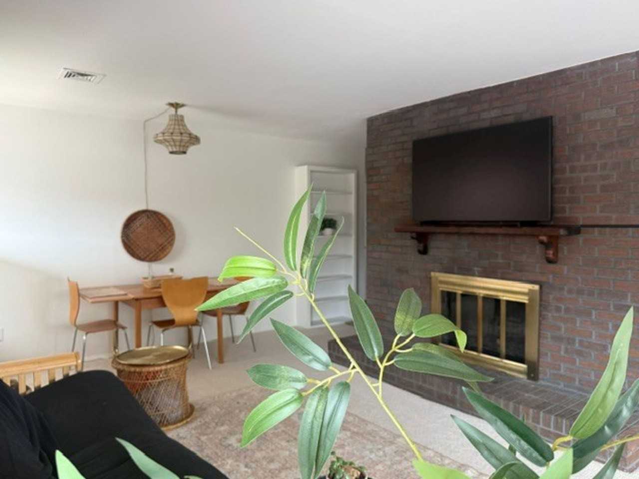 500 Manhattan Dr #D10 - Photo 2 of 17