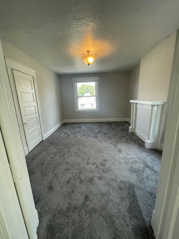 3727 Herbert Ave #2 - Photo 4 of 17